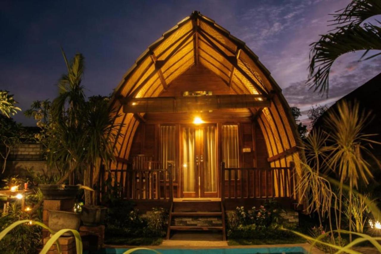 Maha Nusa Menjangan Banyuwedang Exterior photo